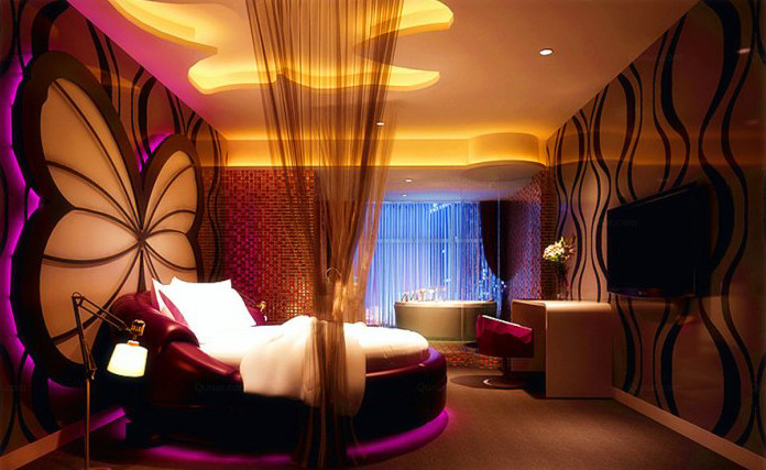 鄭州山楂樹連鎖情侶主題酒店客房裝修設(shè)計實景照片