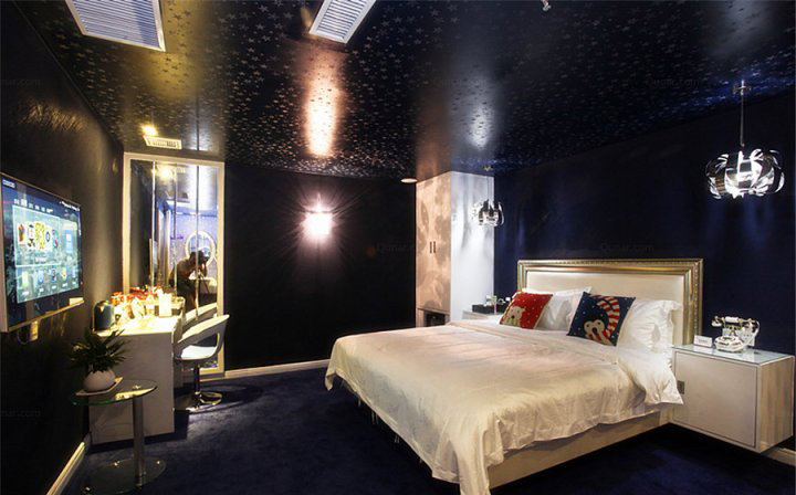 鄭州山楂樹連鎖情侶主題酒店客房裝修設(shè)計方案