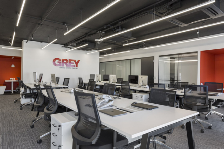 傳媒公司開放式辦公區(qū)設計效果圖 傳媒公司開放式辦公區(qū)設計效果圖