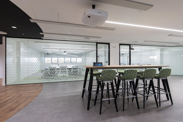 Autodesk高效率現(xiàn)代風(fēng)軟件公司辦公室裝修設(shè)計(jì)方案 Autodesk高效率現(xiàn)代風(fēng)軟件公司辦公室裝修設(shè)計(jì)方案