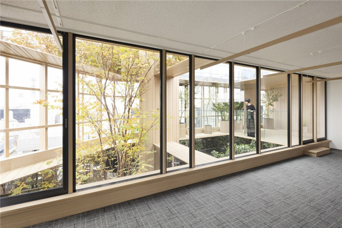 打破單調(diào)與冷淡  空中森林主題寫(xiě)字樓裝修設(shè)計(jì)方案