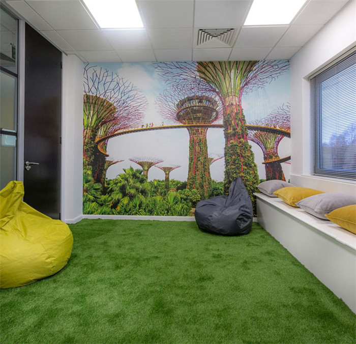 活力動感的時尚商業(yè)咨詢公司辦公室升級改造裝修方案 活力動感的時尚商業(yè)咨詢公司辦公室升級改造裝修方案