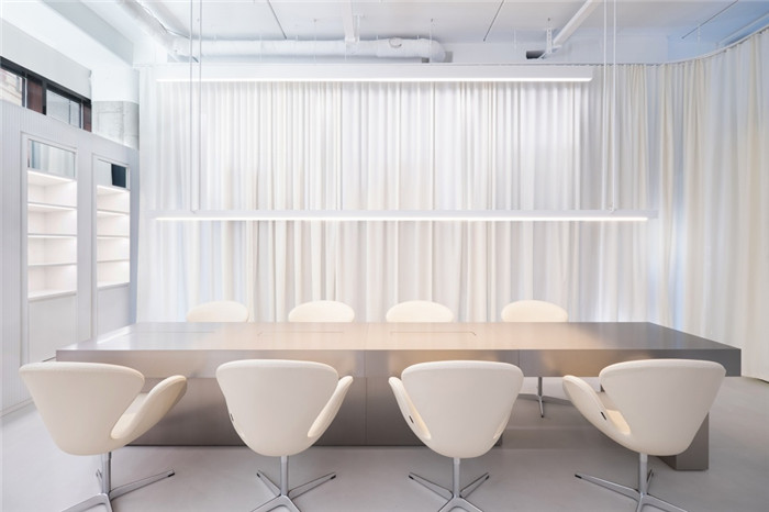 純凈自然的商業(yè)店面裝修案例 ZALANDO美容店設(shè)計(jì)賞析 純凈自然的商業(yè)店面裝修案例 ZALANDO美容店設(shè)計(jì)賞析