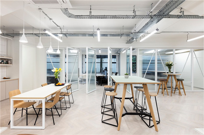 國外家具設(shè)計公司辦公室裝修實(shí)景圖 國外家具設(shè)計公司辦公室裝修實(shí)景圖