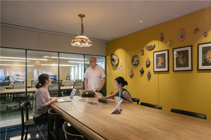 日本Airbnb自然環(huán)保主題辦公室裝修設(shè)計方案賞析 日本Airbnb自然環(huán)保主題辦公室裝修設(shè)計方案賞析