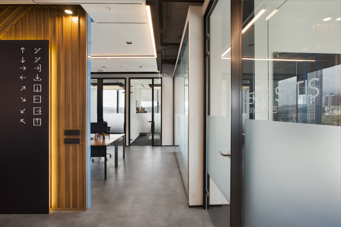 辦公室玻璃隔斷裝修設計方案 辦公室玻璃隔斷裝修設計方案