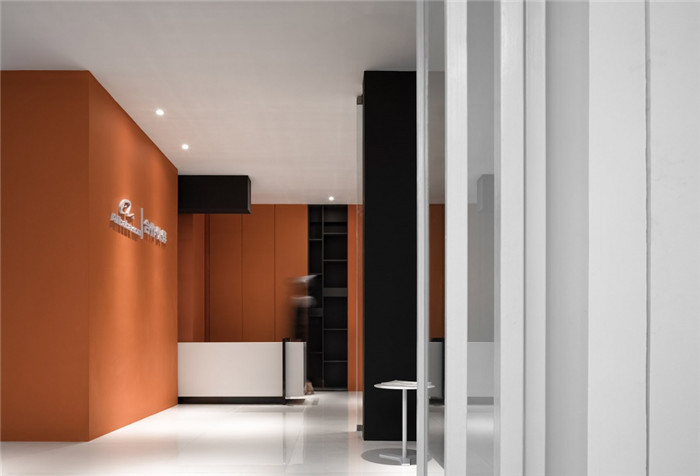 200平小辦公室前臺(tái)裝修設(shè)計(jì)圖 200平小辦公室前臺(tái)裝修設(shè)計(jì)圖