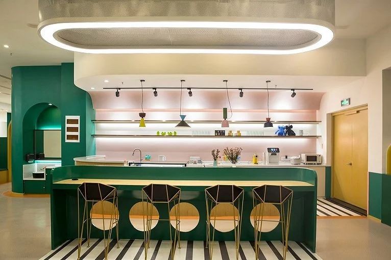 鄭州宏鈺堂推薦嗨獺獺親子早教游泳中心裝修設計案例 鄭州宏鈺堂推薦嗨獺獺親子早教游泳中心裝修設計案例