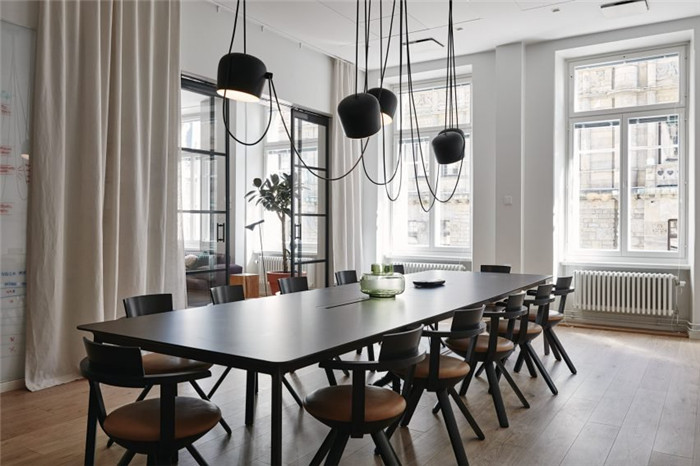 北歐風(fēng)辦公室裝修實(shí)景圖 北歐風(fēng)辦公室裝修實(shí)景圖