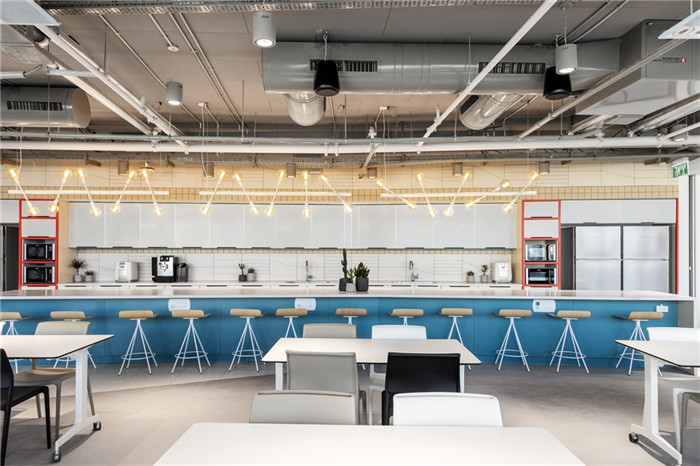 3500平現(xiàn)代簡約時尚風全球高科技公司辦公室裝修實景圖 3500平現(xiàn)代簡約時尚風全球高科技公司辦公室裝修實景圖