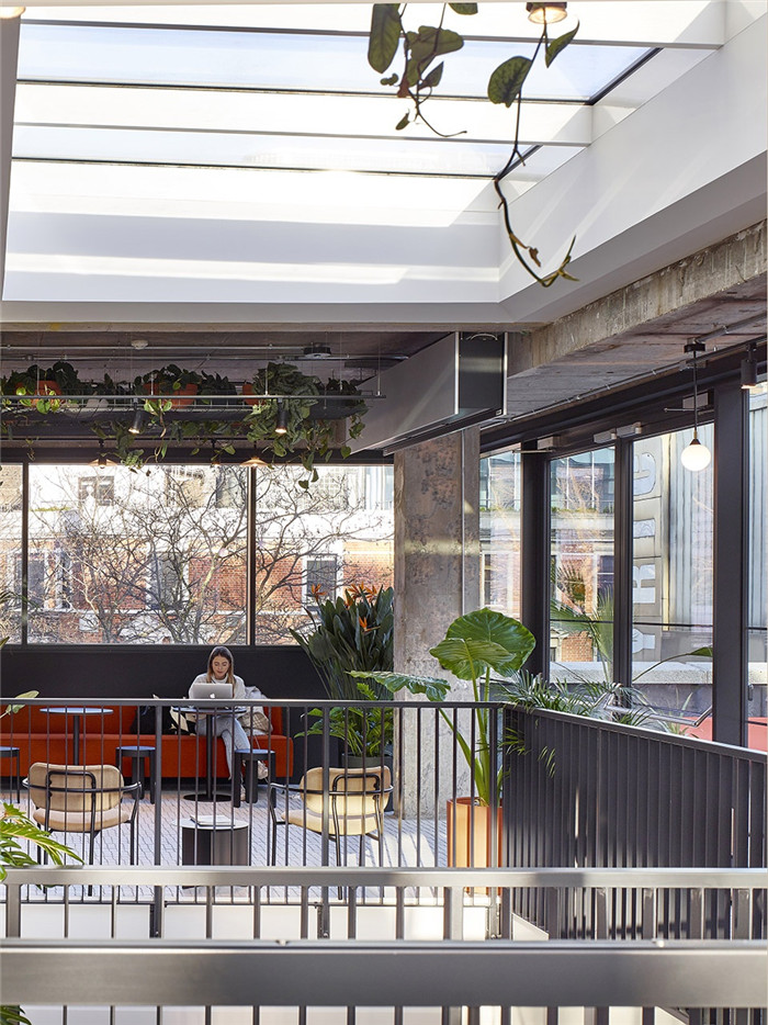 簡約工業(yè)風辦公區(qū)設計實景圖 簡約工業(yè)風辦公區(qū)設計實景圖