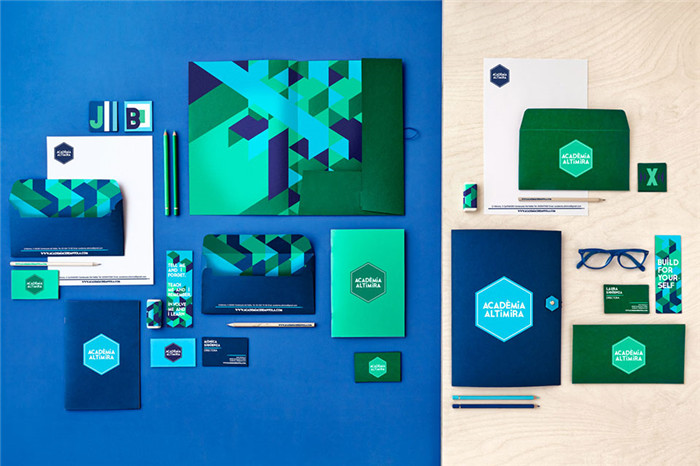 國外英語培訓(xùn)機(jī)構(gòu)教材裝修設(shè)計 國外英語培訓(xùn)機(jī)構(gòu)教材裝修設(shè)計