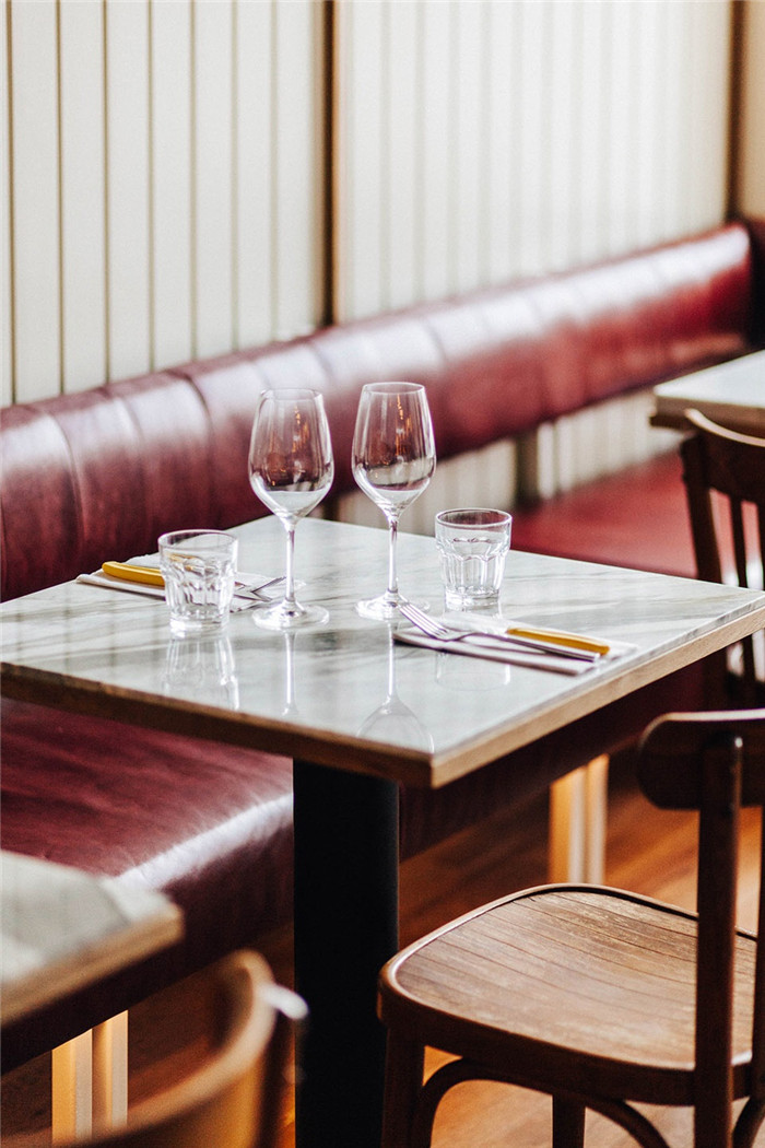 國外披薩店裝修設(shè)計方案 國外披薩店裝修設(shè)計方案