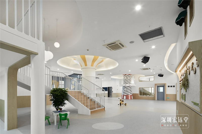 貝貝樹創(chuàng)意幼兒園樓梯裝修設(shè)計案例