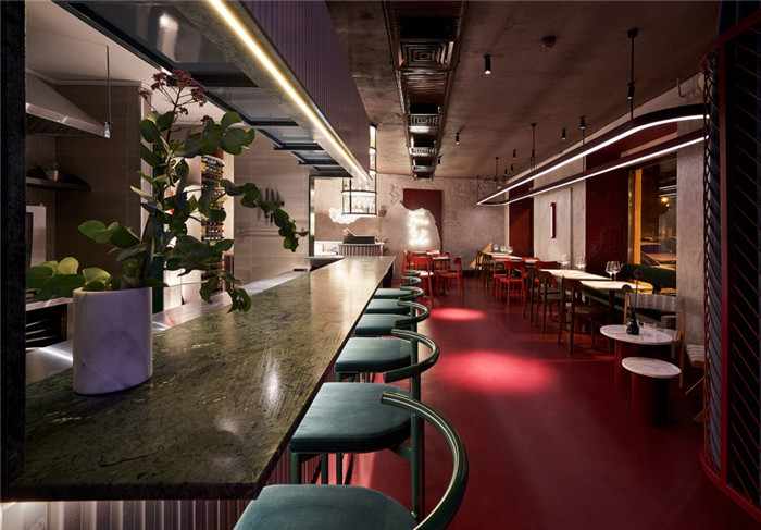 莫斯科工業(yè)懷舊風(fēng)Commons餐廳酒吧裝修設(shè)計(jì)案例 莫斯科工業(yè)懷舊風(fēng)Commons餐廳酒吧裝修設(shè)計(jì)案例