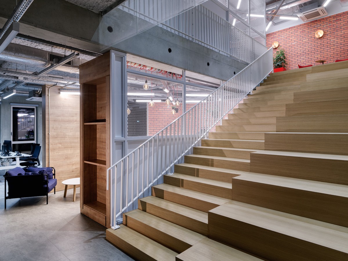 大型辦公室裝修設(shè)計效果圖