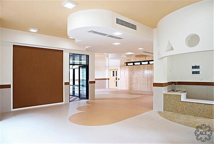 以蛋殼為主題的創(chuàng)意幼兒園大廳裝修設(shè)計(jì)案例賞析 以蛋殼為主題的創(chuàng)意幼兒園大廳裝修設(shè)計(jì)案例賞析