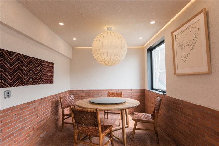 自然質(zhì)樸的尼岔土家傳統(tǒng)特色餐廳包房裝修設(shè)計(jì)圖 自然質(zhì)樸的尼岔土家傳統(tǒng)特色餐廳包房裝修設(shè)計(jì)圖