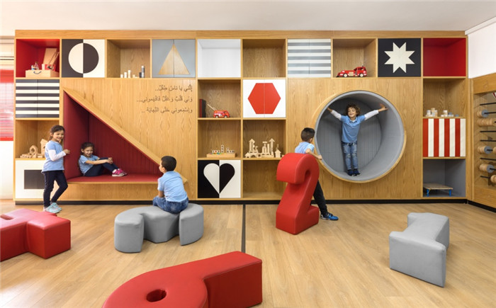 充滿想象力和創(chuàng)造力的創(chuàng)意以色列小學活動區(qū)裝修設計 充滿想象力和創(chuàng)造力的創(chuàng)意以色列小學活動區(qū)裝修設計