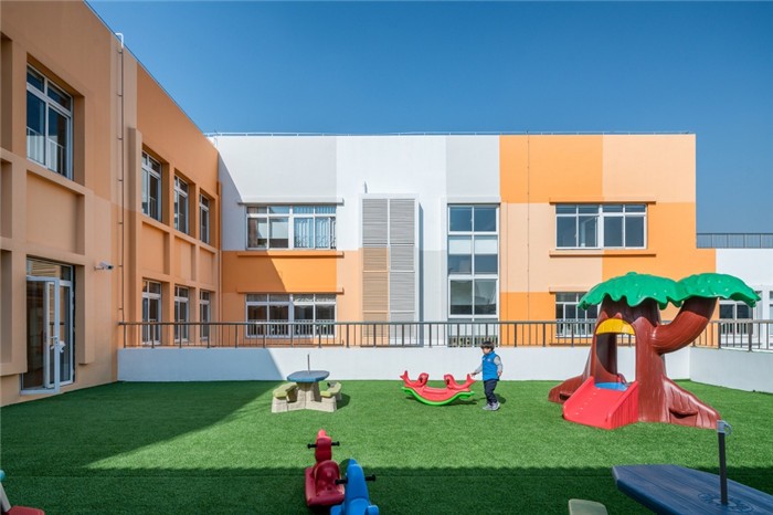 上海寶山貝貝佳歐萊幼兒園室外裝修設(shè)計效果圖 上海寶山貝貝佳歐萊幼兒園室外裝修設(shè)計效果圖