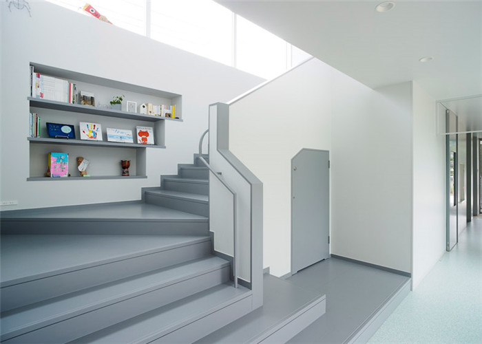 如家庭般溫馨的熊本幼兒園樓梯裝修設(shè)計(jì)效果圖 如家庭般溫馨的熊本幼兒園樓梯裝修設(shè)計(jì)效果圖