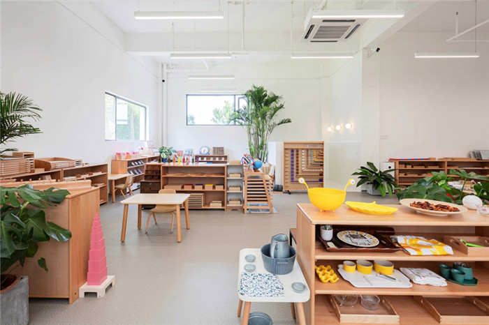 純粹簡(jiǎn)約風(fēng)的心流幼兒園教室裝修設(shè)計(jì)效果圖 純粹簡(jiǎn)約風(fēng)的心流幼兒園教室裝修設(shè)計(jì)效果圖