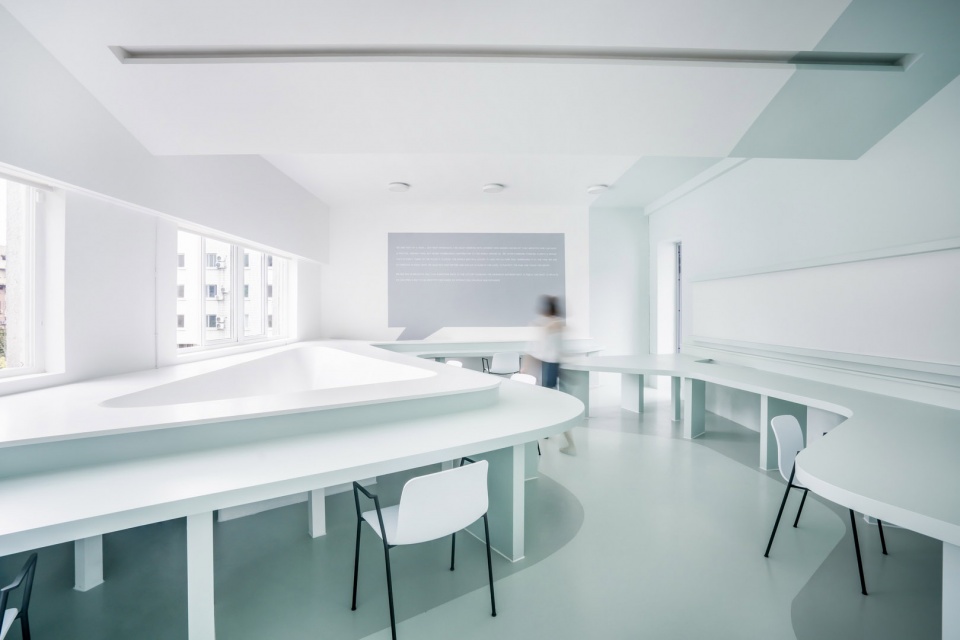 建筑事務(wù)所辦公室改造裝修設(shè)計(jì)效果圖