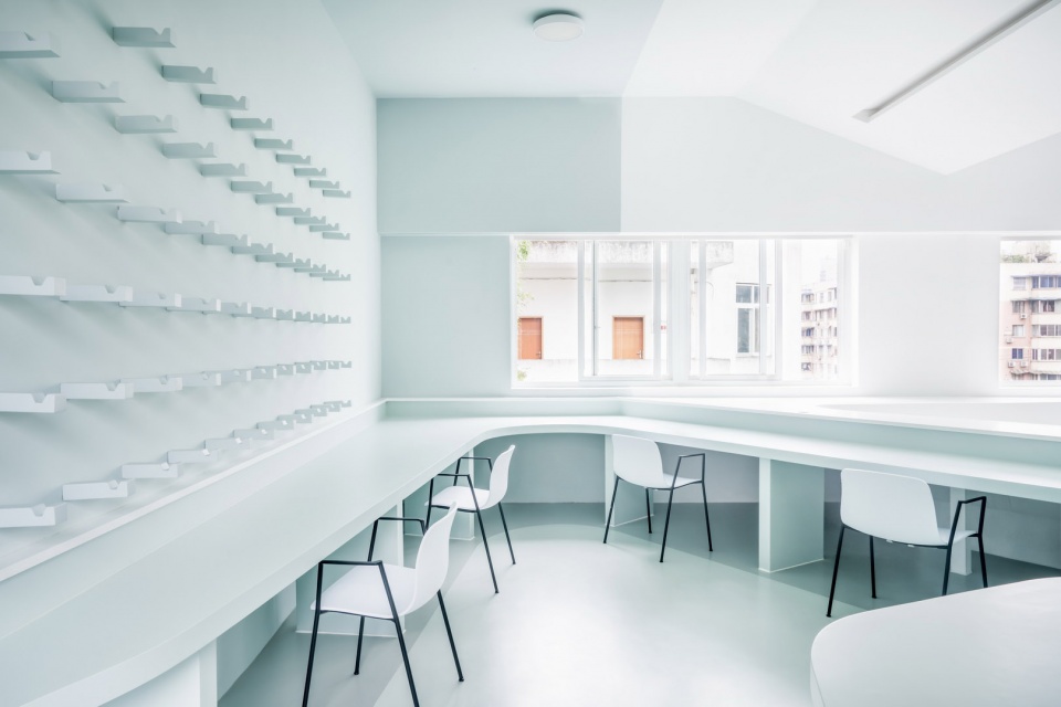 建筑事務(wù)所辦公室裝修設(shè)計(jì)實(shí)景圖