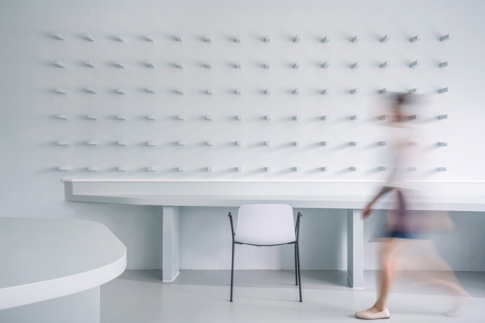 建筑事務(wù)所辦公室裝修設(shè)計(jì)案例