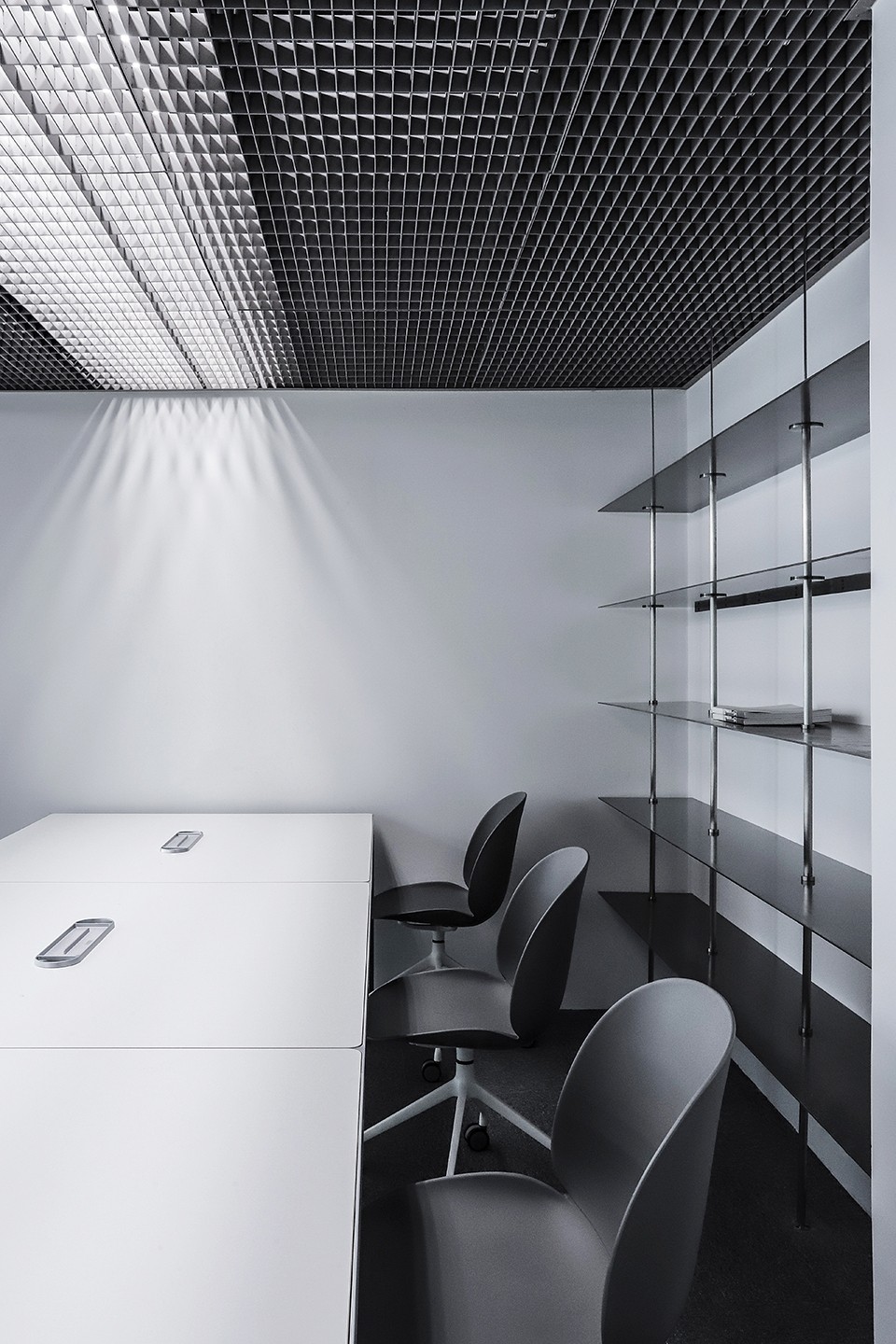 金屬風辦公室會議室裝修