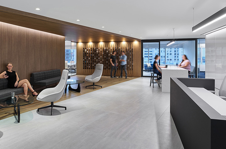 一個(gè)吸引員工參與的商業(yè)咨詢公司辦公室裝修方案 一個(gè)吸引員工參與的商業(yè)咨詢公司辦公室裝修方案