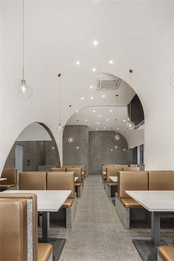 顛覆傳統(tǒng)印象  國(guó)內(nèi)最新潮燒烤店裝修設(shè)計(jì)實(shí)景圖