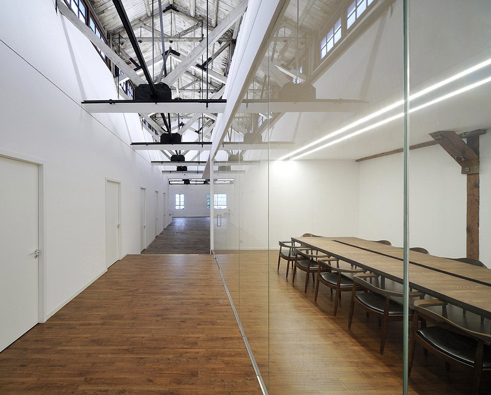 辦公室會(huì)議室改造裝修效果圖 辦公室會(huì)議室改造裝修效果圖