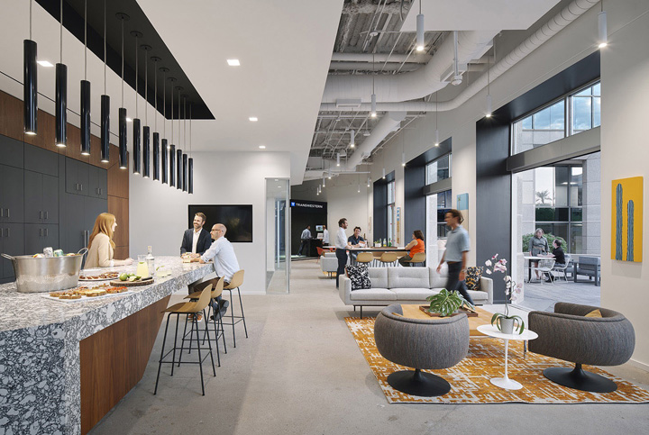 房地產(chǎn)中介經(jīng)紀公司開放式時尚辦公室裝修設計案例 房地產(chǎn)中介經(jīng)紀公司開放式時尚辦公室裝修設計案例