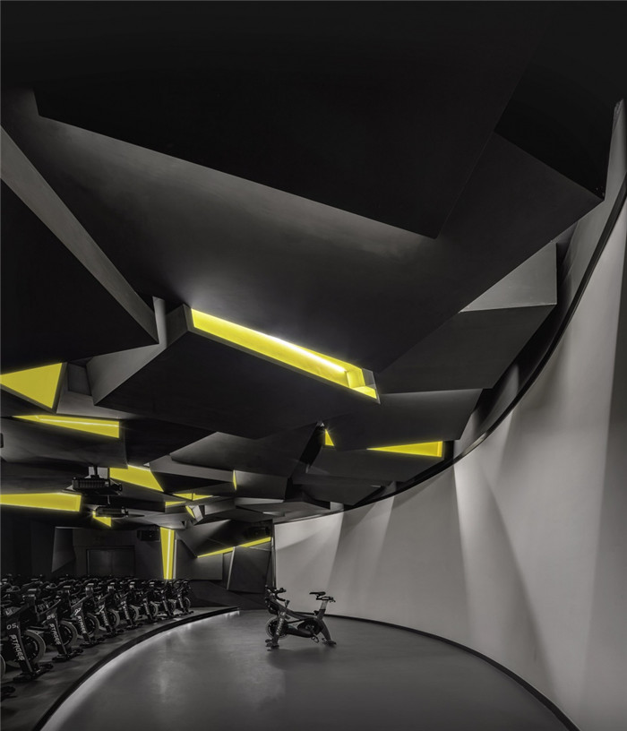 鄭州裝修公司宏鈺堂推薦先鋒創(chuàng)意健身房裝修設(shè)計圖 鄭州裝修公司宏鈺堂推薦先鋒創(chuàng)意健身房裝修設(shè)計圖