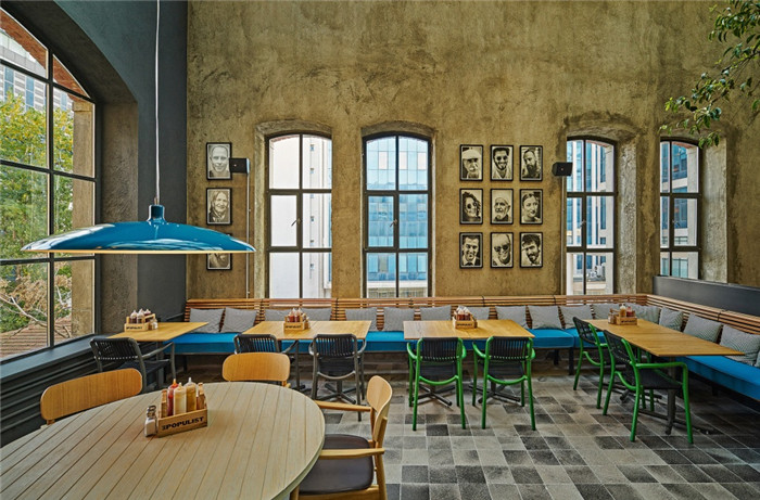 宏鈺堂餐飲裝修公司推薦平民主義精釀啤酒館裝修設(shè)計(jì) 宏鈺堂餐飲裝修公司推薦平民主義精釀啤酒館裝修設(shè)計(jì)