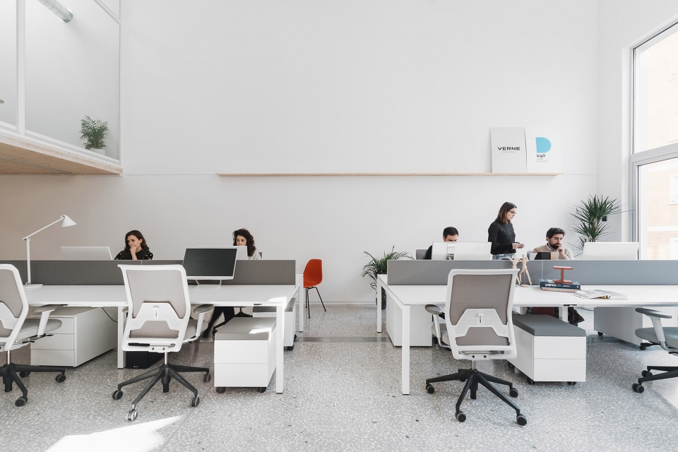 舊辦公樓開放辦公區(qū)裝修改造 舊辦公樓開放辦公區(qū)裝修改造