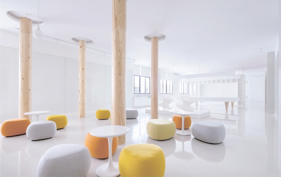 企業(yè)綜合辦公樓裝修效果圖 企業(yè)綜合辦公樓裝修效果圖