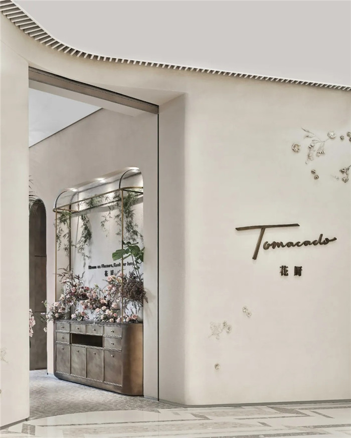 鄭州餐廳裝修公司推薦花廚多元融合餐廳裝修設(shè)計(jì) 鄭州餐廳裝修公司推薦花廚多元融合餐廳裝修設(shè)計(jì)