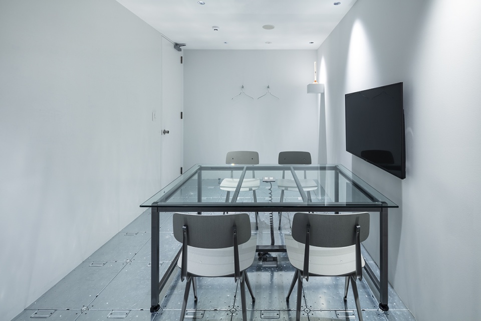 現(xiàn)代簡(jiǎn)約風(fēng)會(huì)議室裝修設(shè)計(jì) 現(xiàn)代簡(jiǎn)約風(fēng)會(huì)議室裝修設(shè)計(jì)