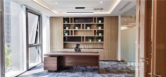 鄭州曠真律師事務所經(jīng)理辦公室裝修實景圖 鄭州曠真律師事務所經(jīng)理辦公室裝修實景圖