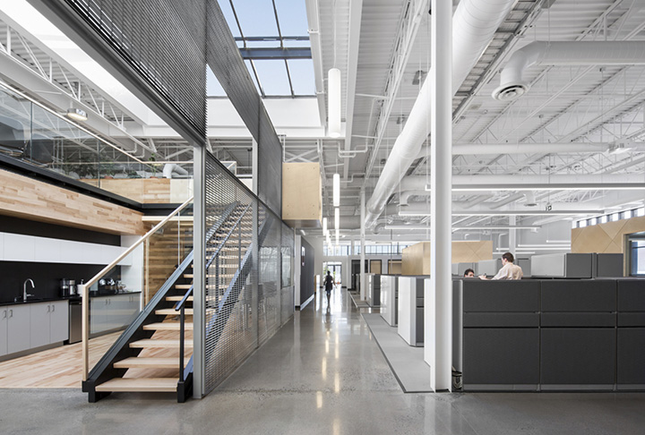 國外軟件公司工業(yè)廠房改造辦公樓裝修設(shè)計(jì)案例 