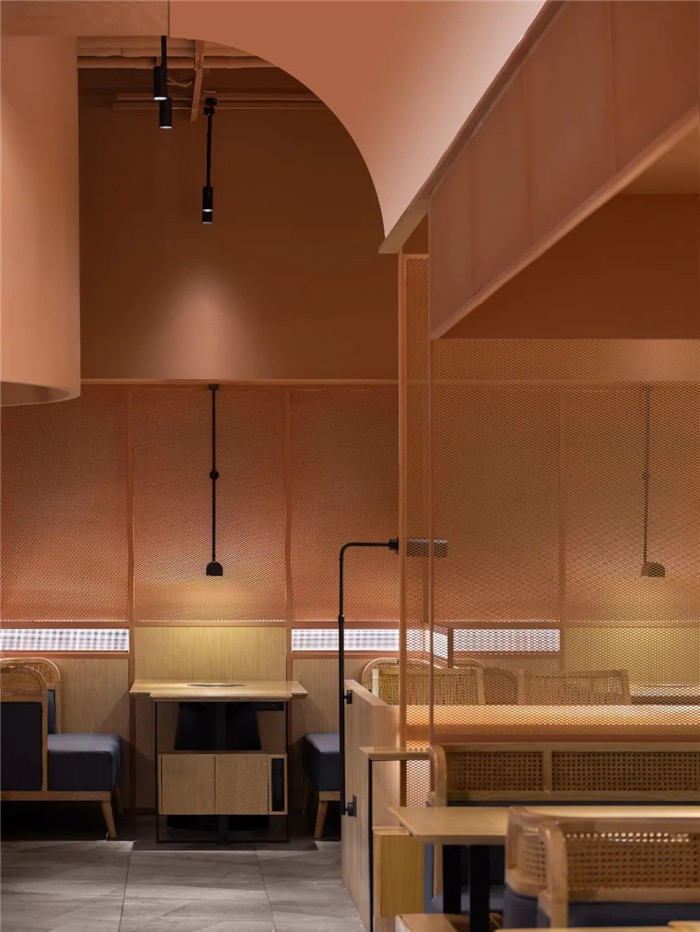 時(shí)下最流行的火鍋店裝修設(shè)計(jì)案例推薦:生如夏花 時(shí)下最流行的火鍋店裝修設(shè)計(jì)案例推薦:生如夏花