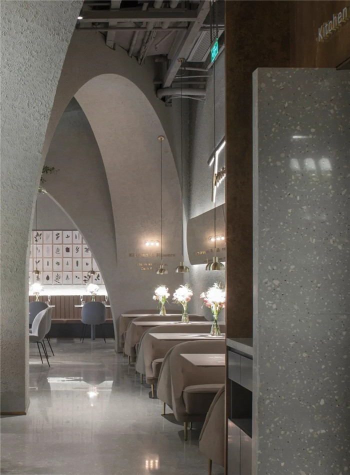 鄭州餐飲裝修公司推薦花園秘境主題餐廳設(shè)計(jì)案例 鄭州餐飲裝修公司推薦花園秘境主題餐廳設(shè)計(jì)案例