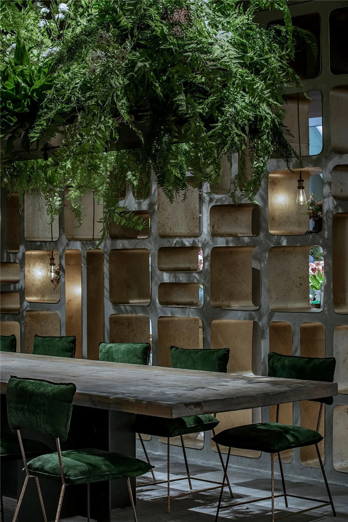 鄭州專業(yè)餐飲裝修公司分享治愈系花廚餐廳裝修案例 鄭州專業(yè)餐飲裝修公司分享治愈系花廚餐廳裝修案例