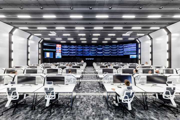 網(wǎng)絡(luò)科技公司星際科幻主題辦公室裝修設(shè)計實景圖 網(wǎng)絡(luò)科技公司星際科幻主題辦公室裝修設(shè)計實景圖