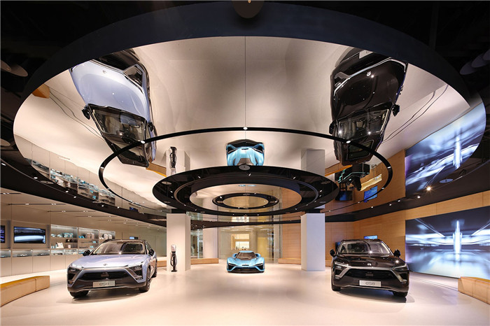 鄭州展廳裝修公司分享蔚來(lái)汽車(chē)用戶體驗(yàn)中心裝修設(shè)計(jì)案例