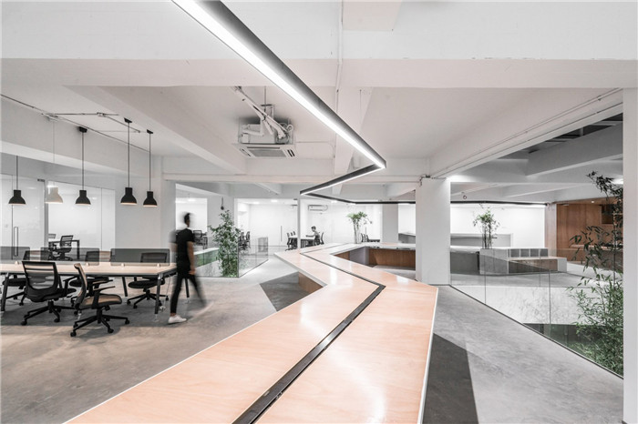 鄭州裝修公司推薦現(xiàn)代通透廠房辦公樓辦公區(qū)改造設(shè)計(jì)方案 鄭州裝修公司推薦現(xiàn)代通透廠房辦公樓辦公區(qū)改造設(shè)計(jì)方案