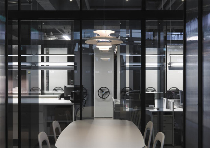 鏡子美學(xué) 精致優(yōu)雅的設(shè)計(jì)公司辦公室裝修方案 鏡子美學(xué) 精致優(yōu)雅的設(shè)計(jì)公司辦公室裝修方案