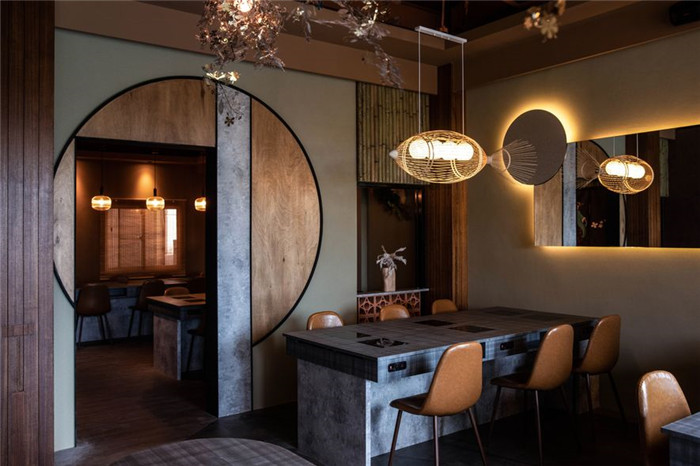 鄭州專業(yè)餐飲裝修設(shè)計公司推薦拾鮮鍋物餐飲設(shè)計實景圖